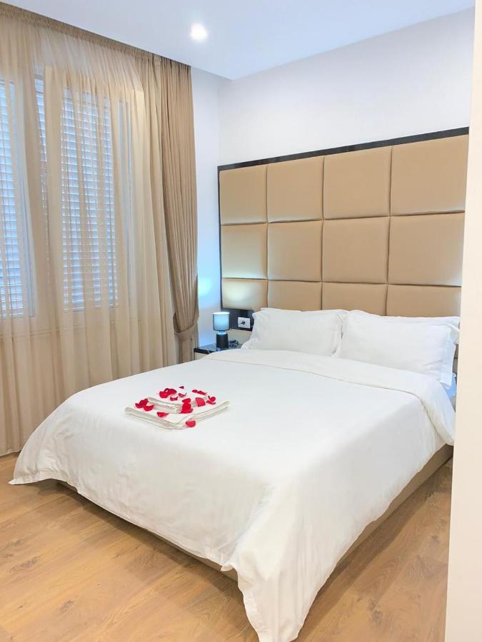 Ramel Hotel Тирана Екстер'єр фото